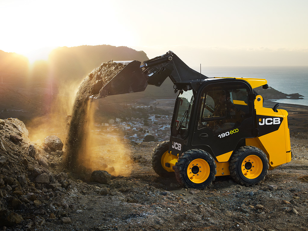 JCB 155滑移裝載機(jī)上市在即，歡迎咨詢